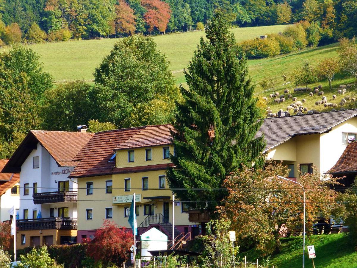 Hotel Gasthof Zur Krone Oberzent Exterior photo