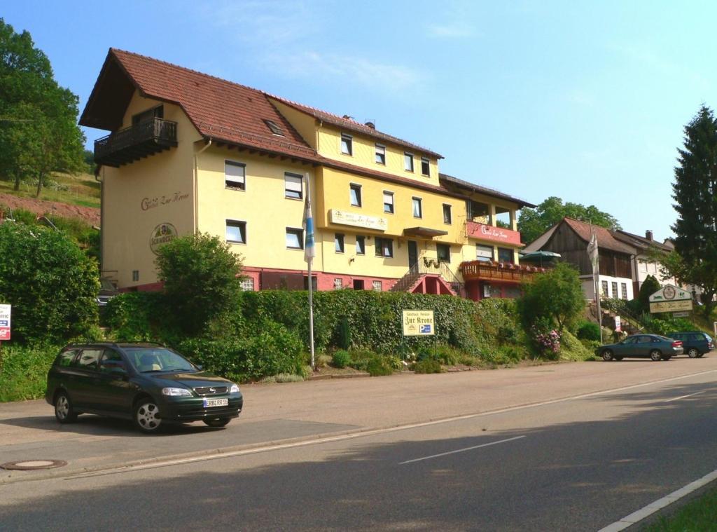 Hotel Gasthof Zur Krone Oberzent Exterior photo