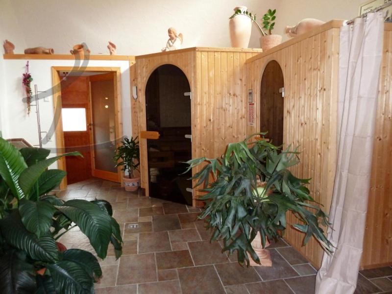 Hotel Gasthof Zur Krone Oberzent Room photo